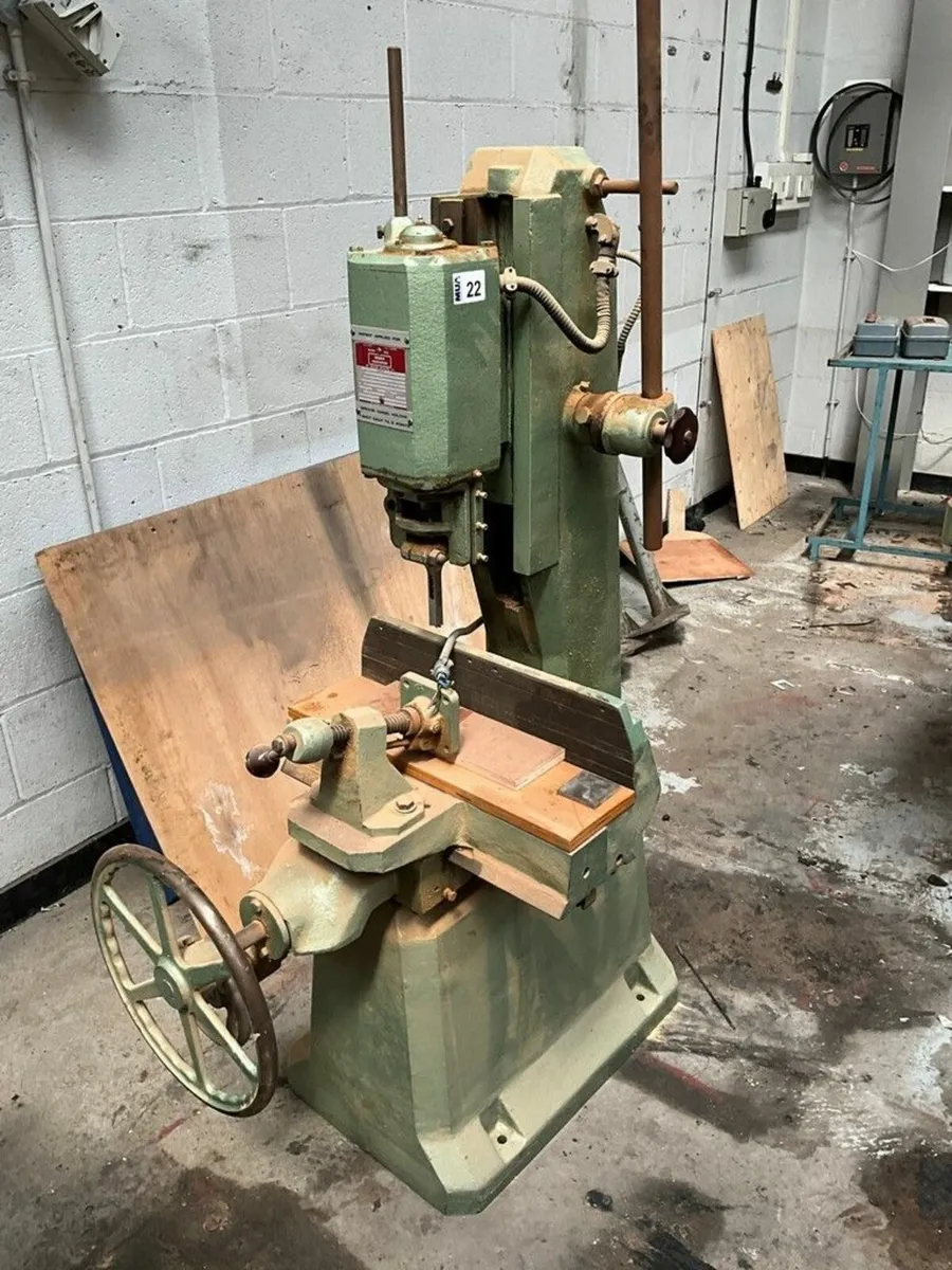 WADKIN BURSGREEN 3 PHASE CHAIN MORTISER - Image 3