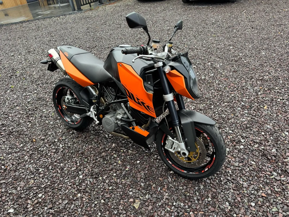 KTM Superduke 990 - Image 3
