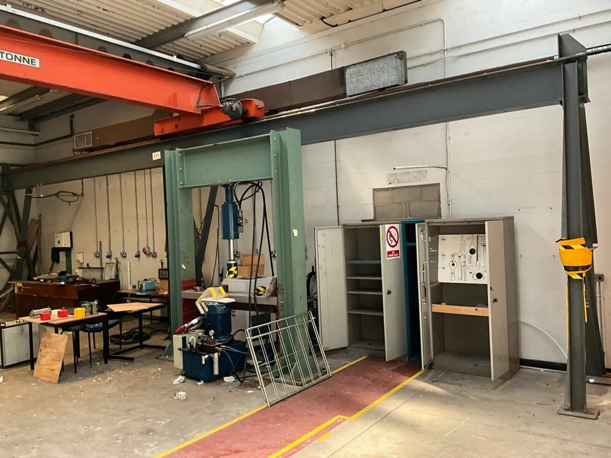 PELLOBY 5 TON OVERHEAD CRANE - Image 3