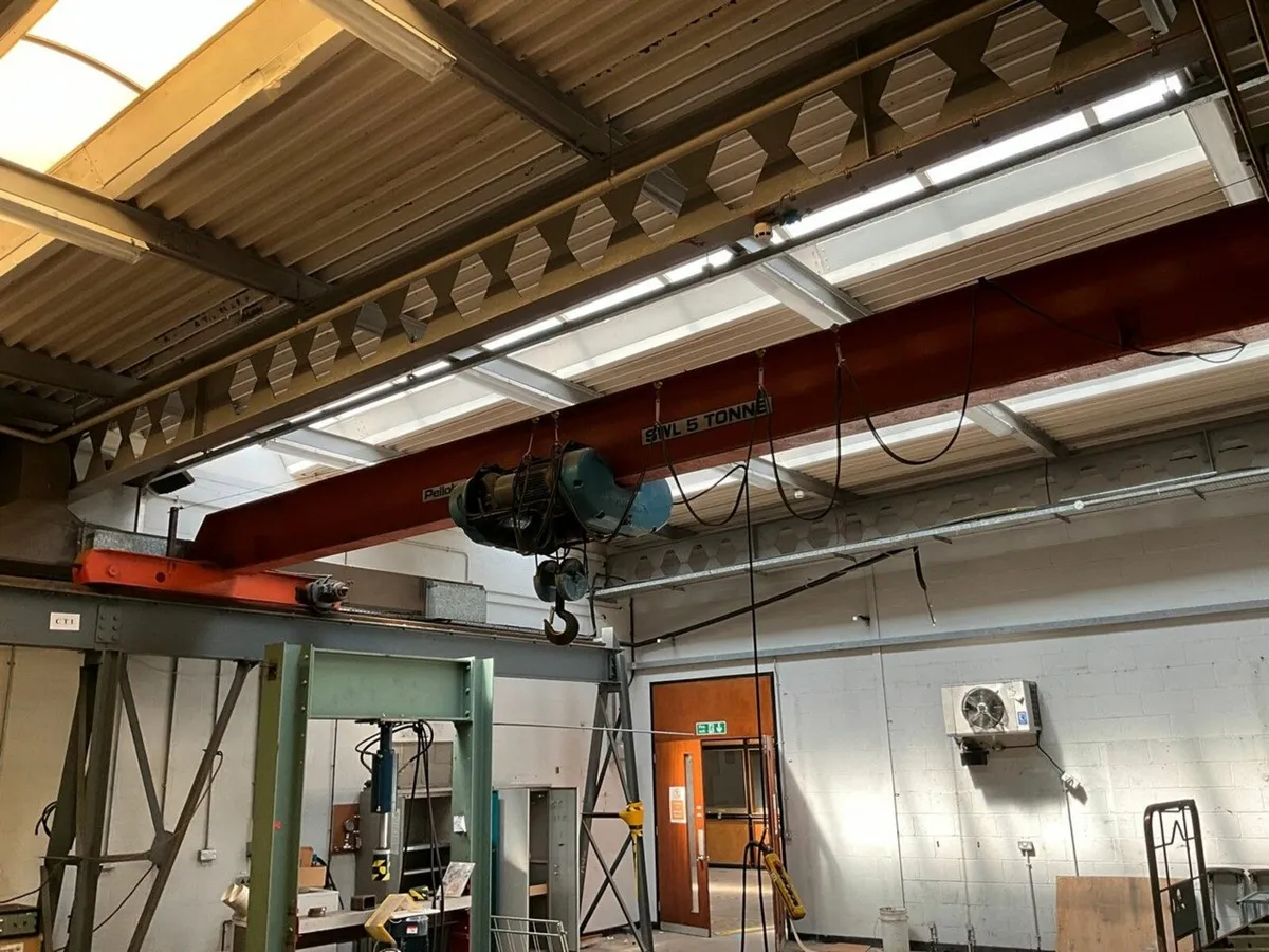 PELLOBY 5 TON OVERHEAD CRANE - Image 1