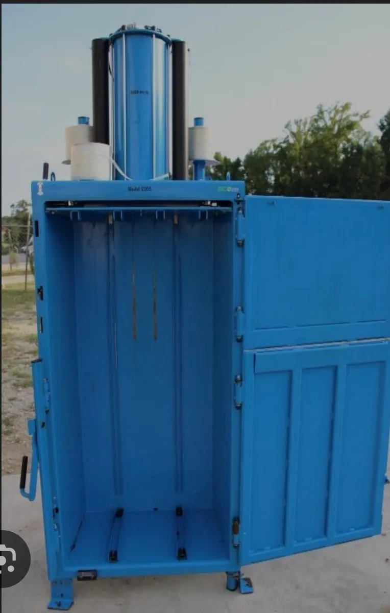 Cardboard baler compactor - Image 2