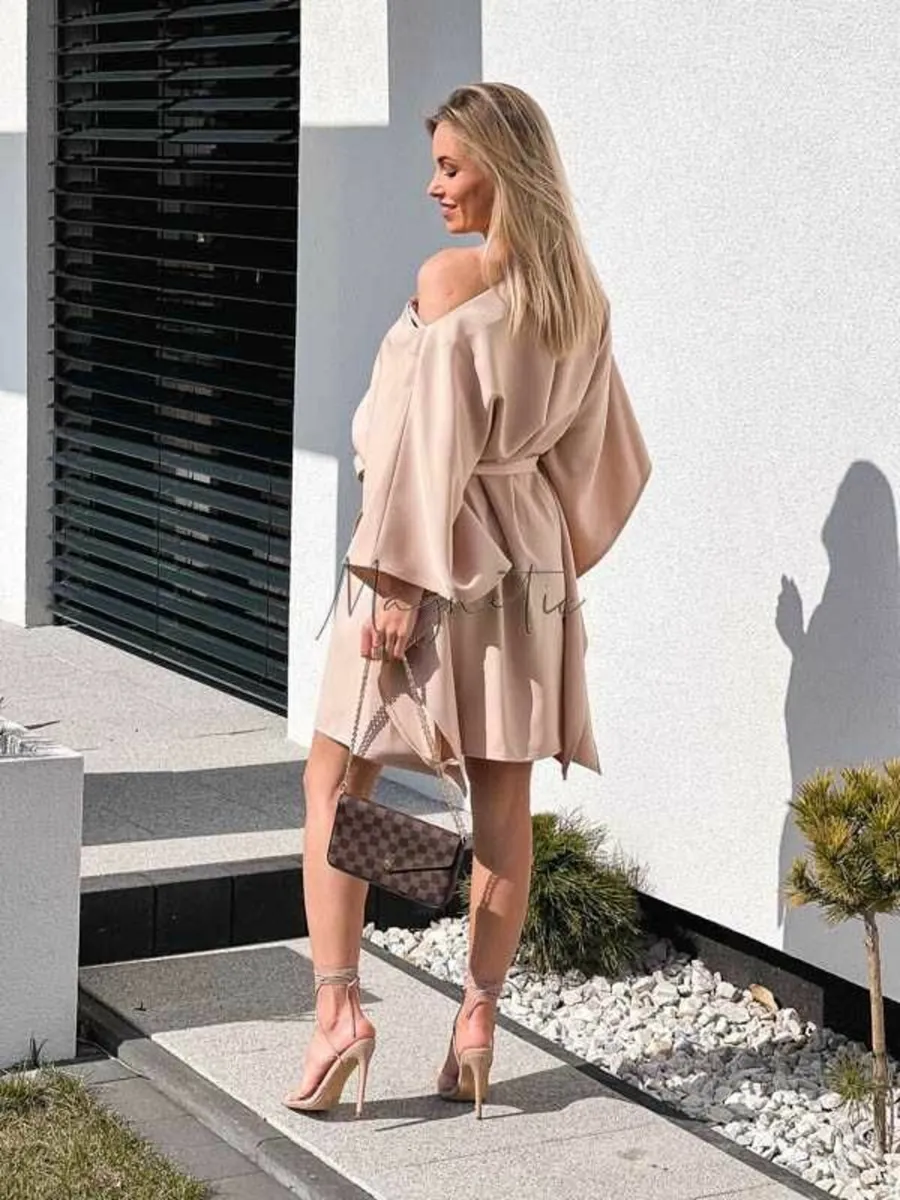 Dress batwings Oversize beige Xs-XL - Image 4