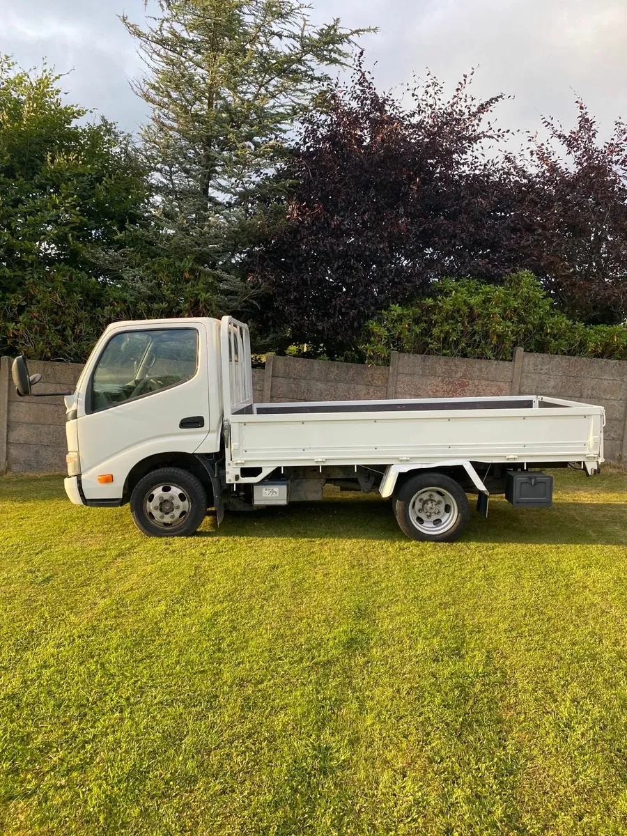 Toyota Dyna 2010 - Image 1