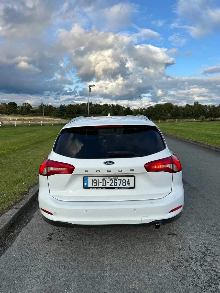 Ford Focus Estate 2019 NCT 03/27 - Image 4