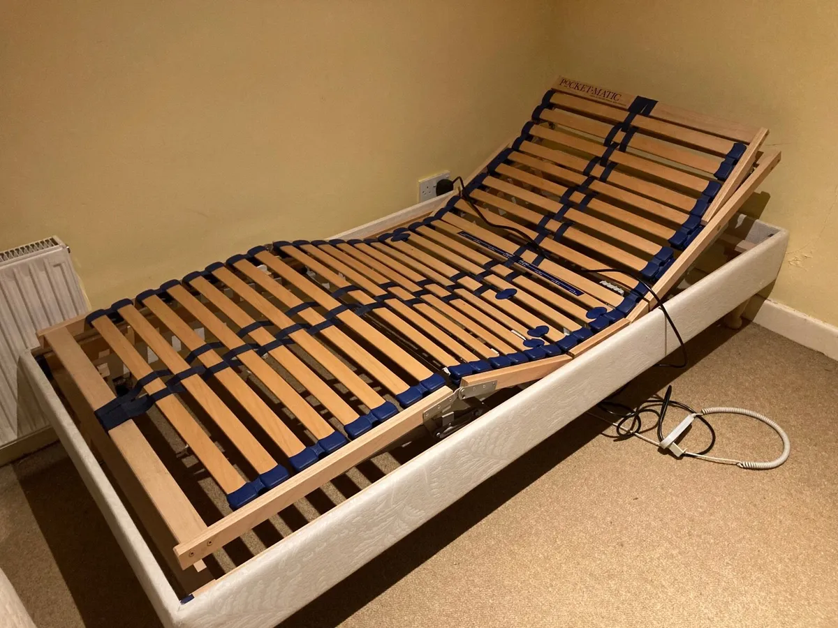 Electric bed - Image 1
