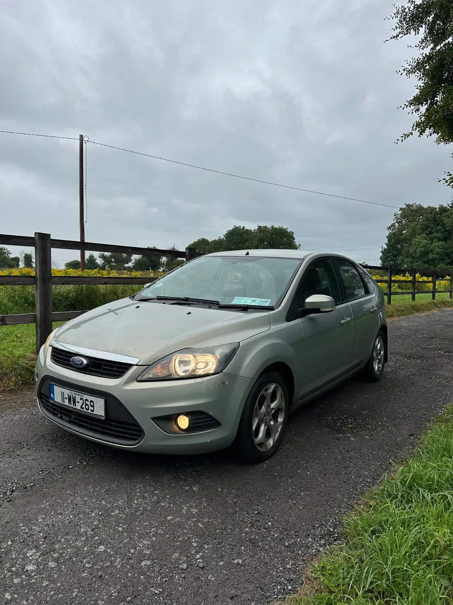 Ford Focus 2011 - Image 1