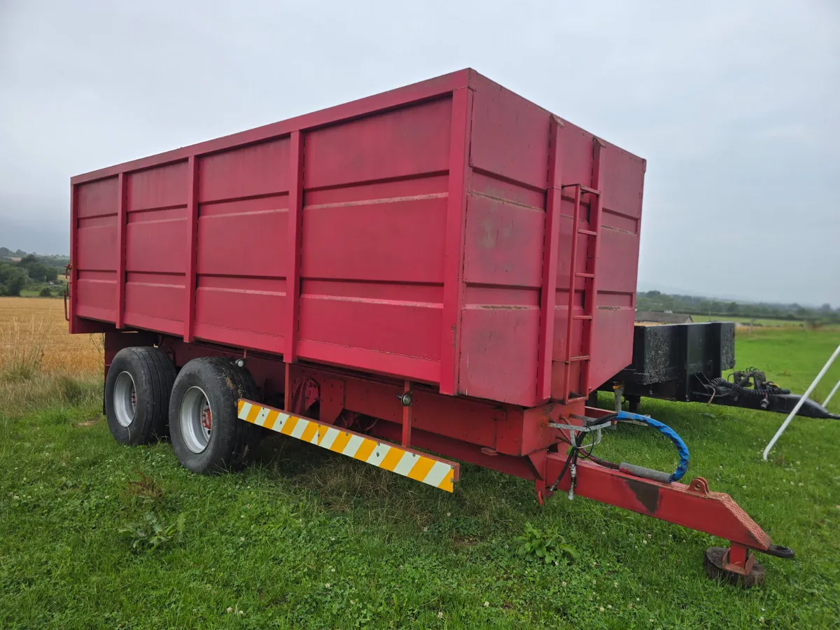 Grain trailer - Image 2