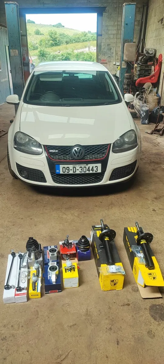 Volkswagen Golf 2009 - Image 1