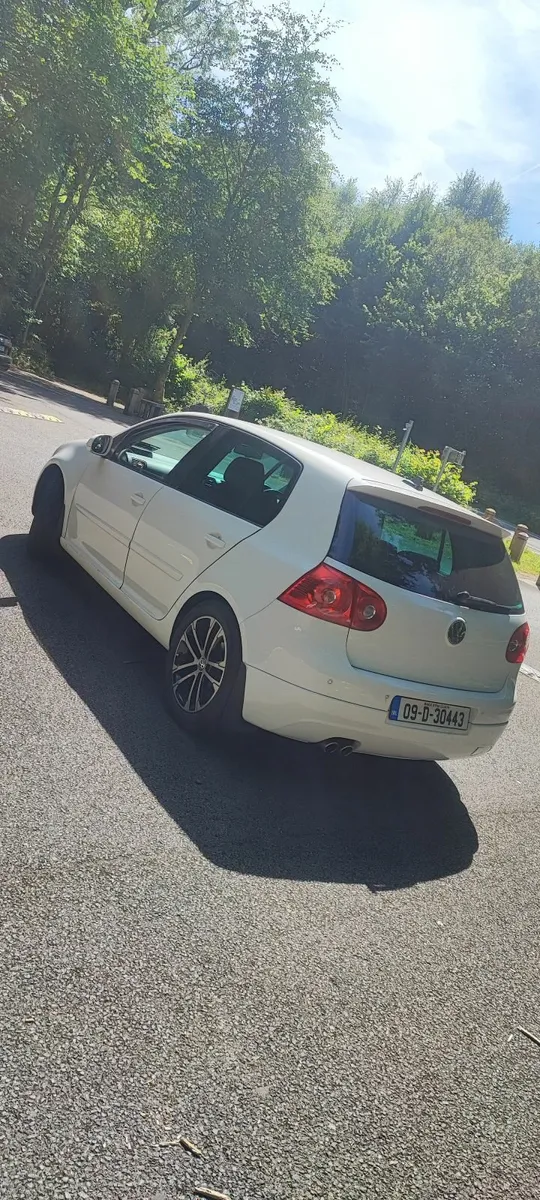 Volkswagen Golf 2009 - Image 3