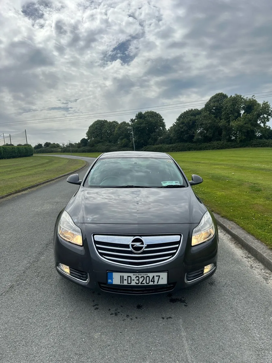 Opel Insignia 2011 NCT 10/25 - Image 2