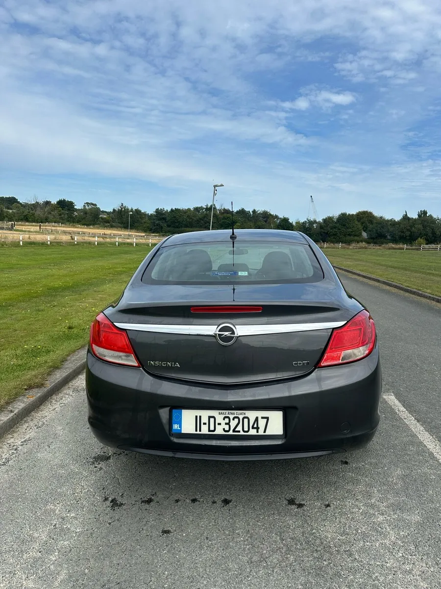 Opel Insignia 2011 NCT 10/25 - Image 4