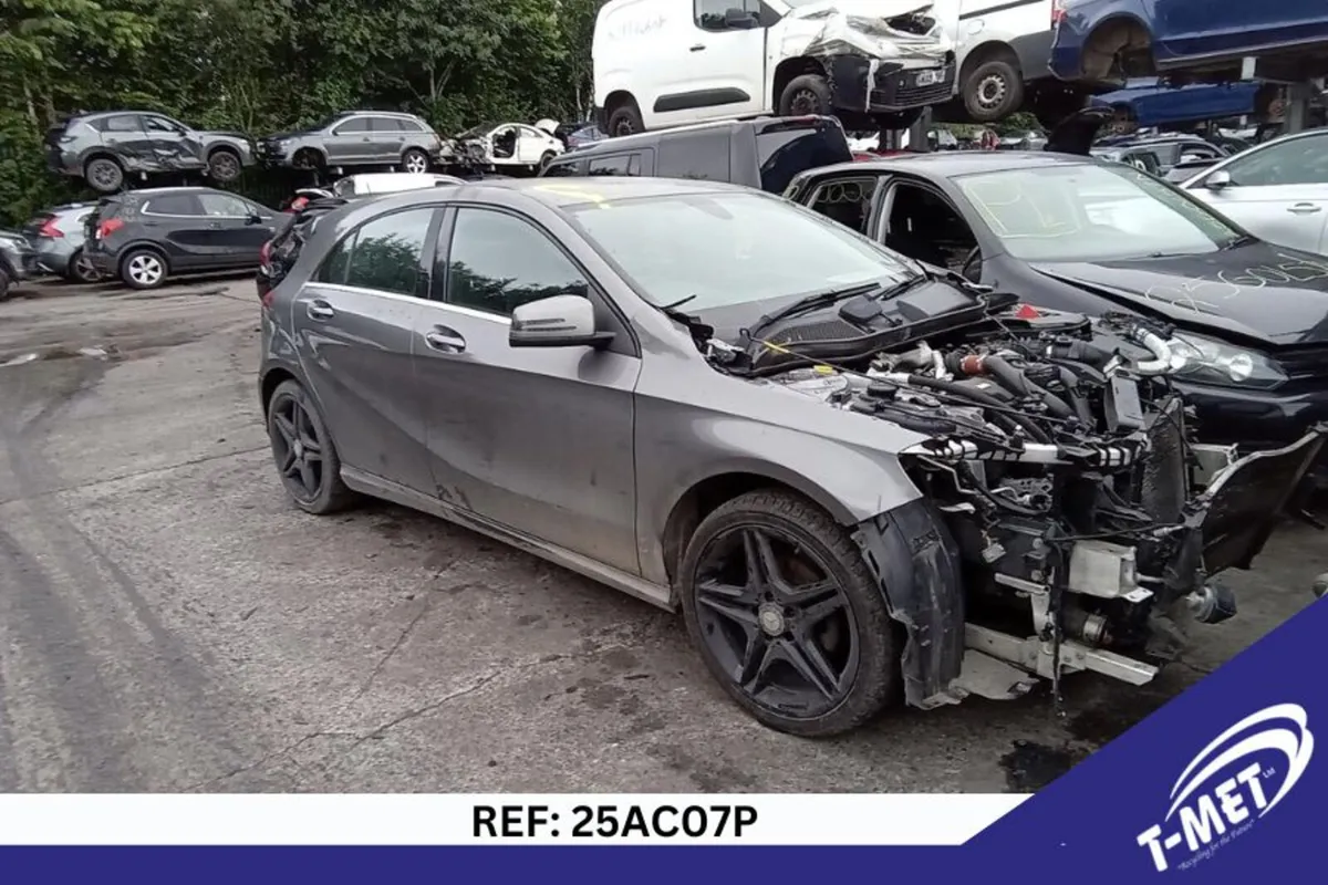 2016 MERCEDES A-CLASS BREAKING FOR PARTS - Image 4
