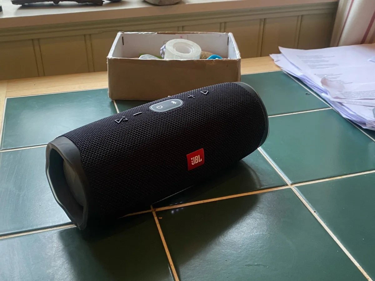 JBL Charge 4 - Image 1