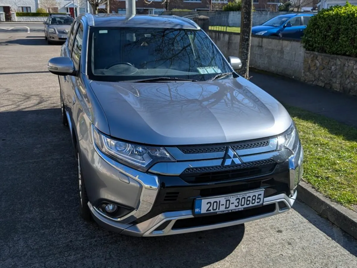 Mitsubishi Outlander 2020 - Image 2