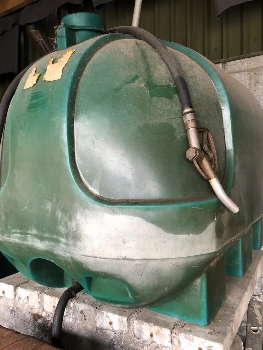 Diesel tanks - Image 1
