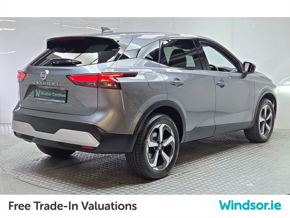Nissan QASHQAI 1.3 PET Mild Hybrid SV Premium CVT - Image 3