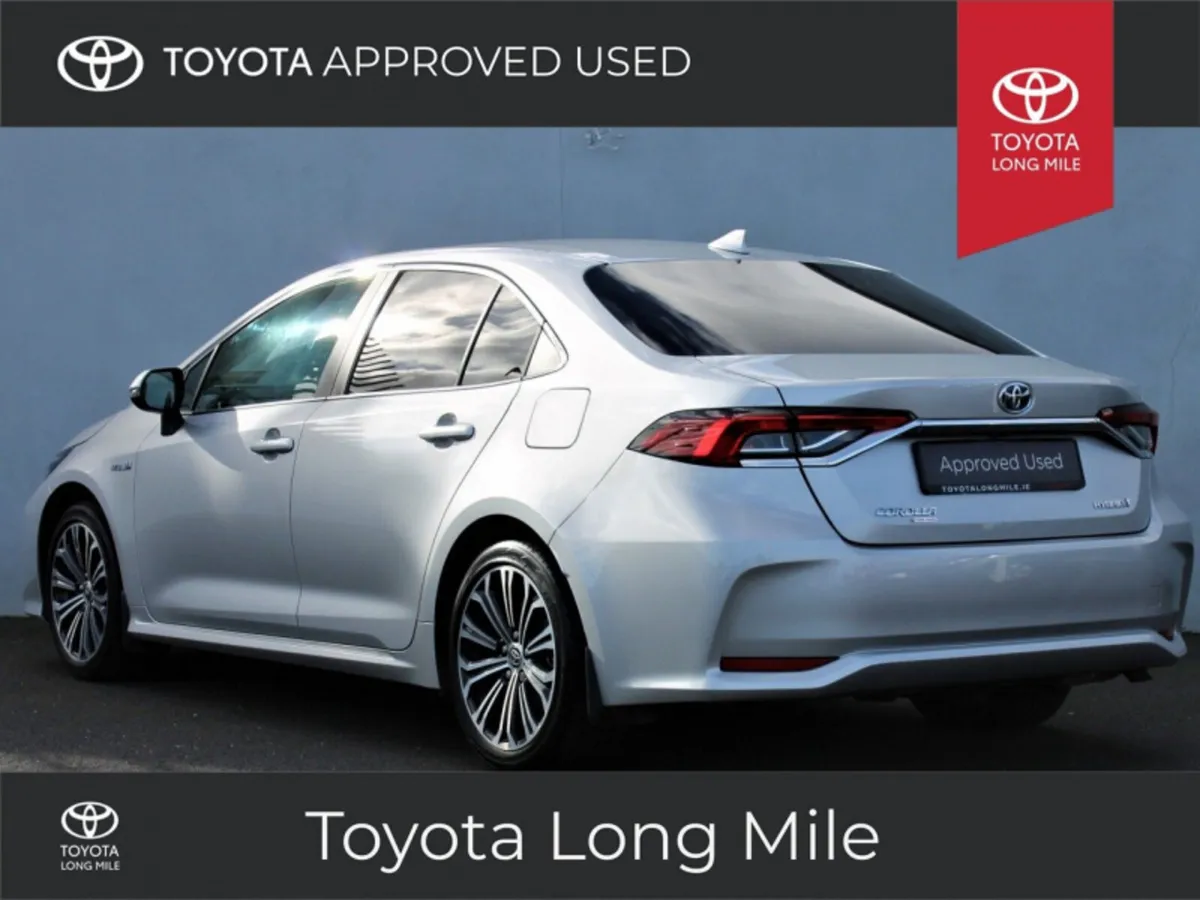 Toyota Corolla 1.8 Hybrid Luna Sport 4dr - Image 2