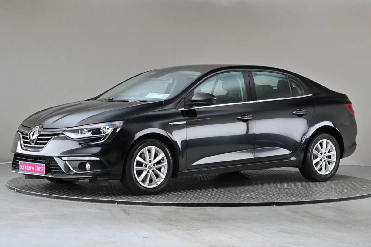 Renault Megane 1.6 DCI 6spd Grand Coupe Dynamique - Image 4