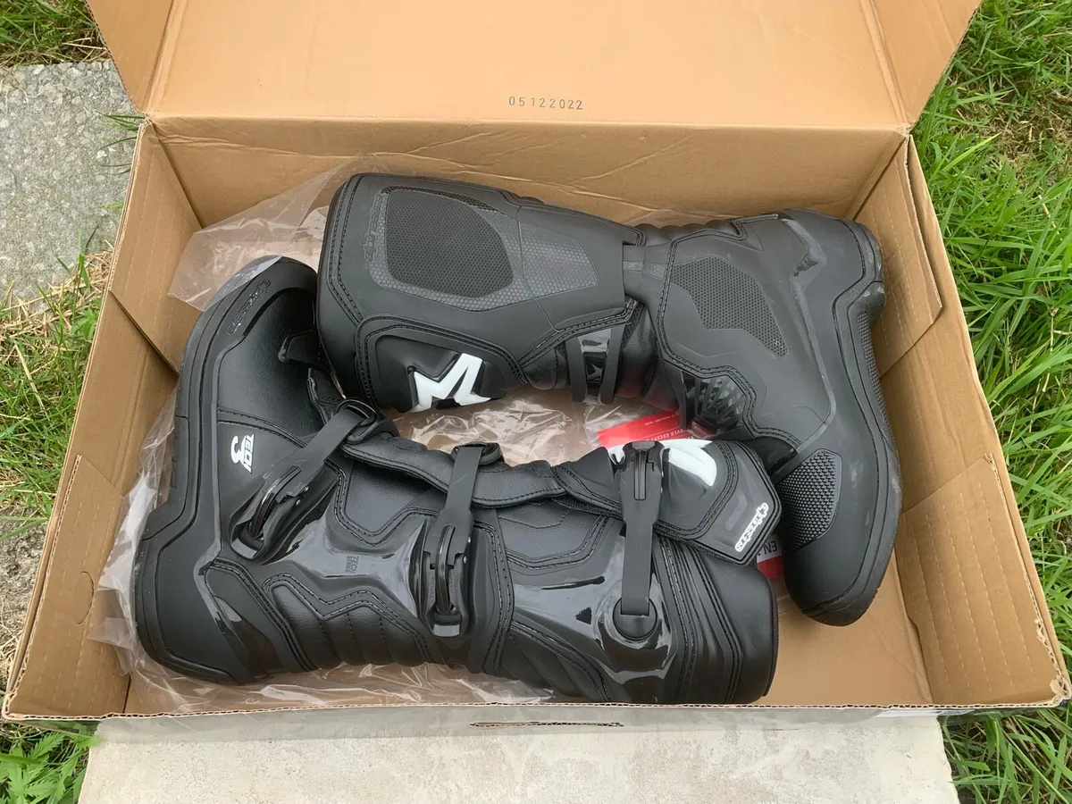 Alpinestars Tech3 - Image 1
