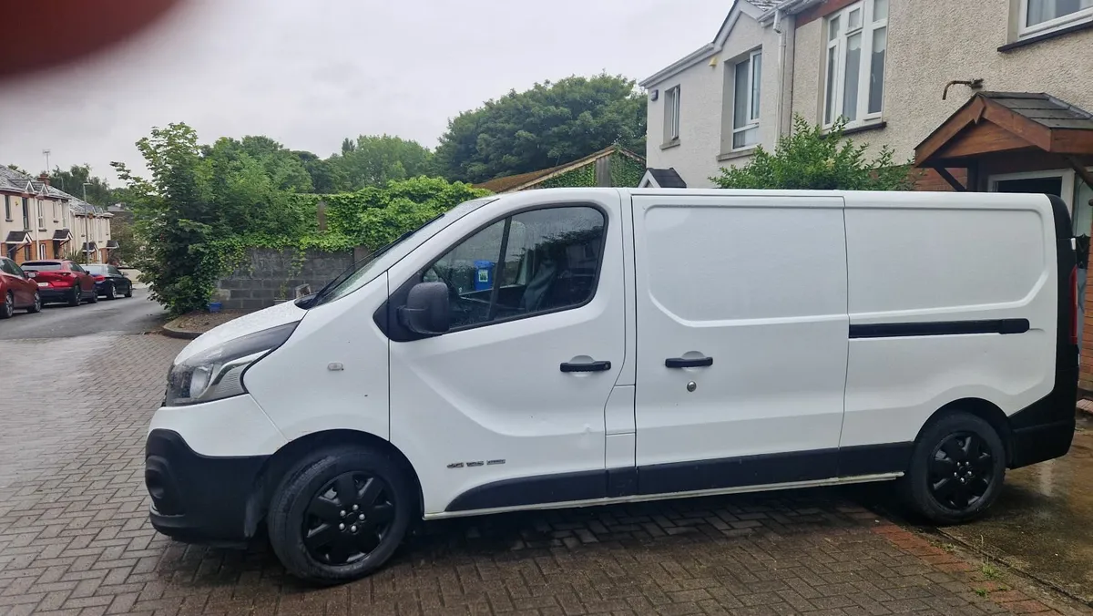 Renault Trafic 2017 LWB - Image 4