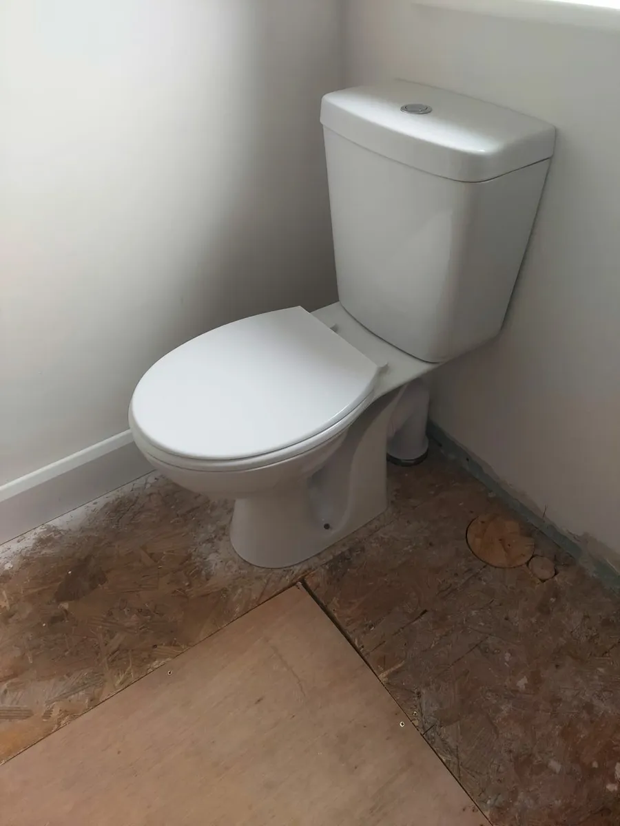 WC Toilet - Image 3