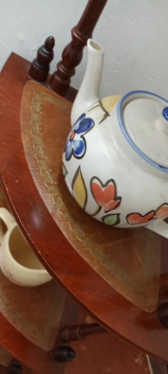 Mahogany Whatnot - Image 3