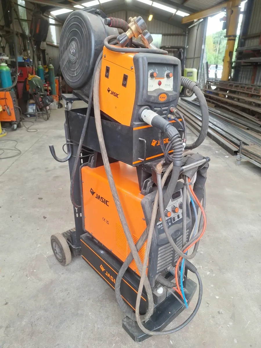 3 ph welder - Image 1