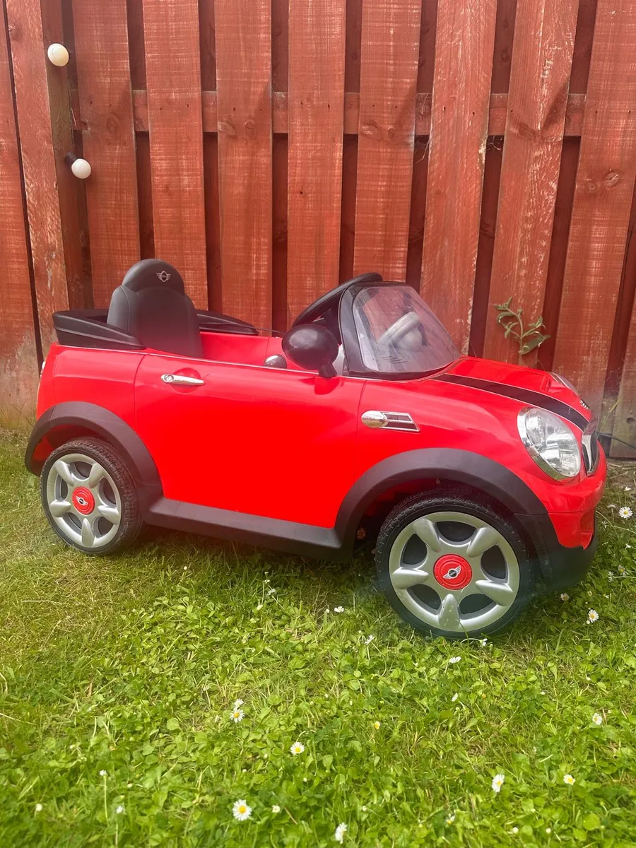 Ride On Car - Image 1
