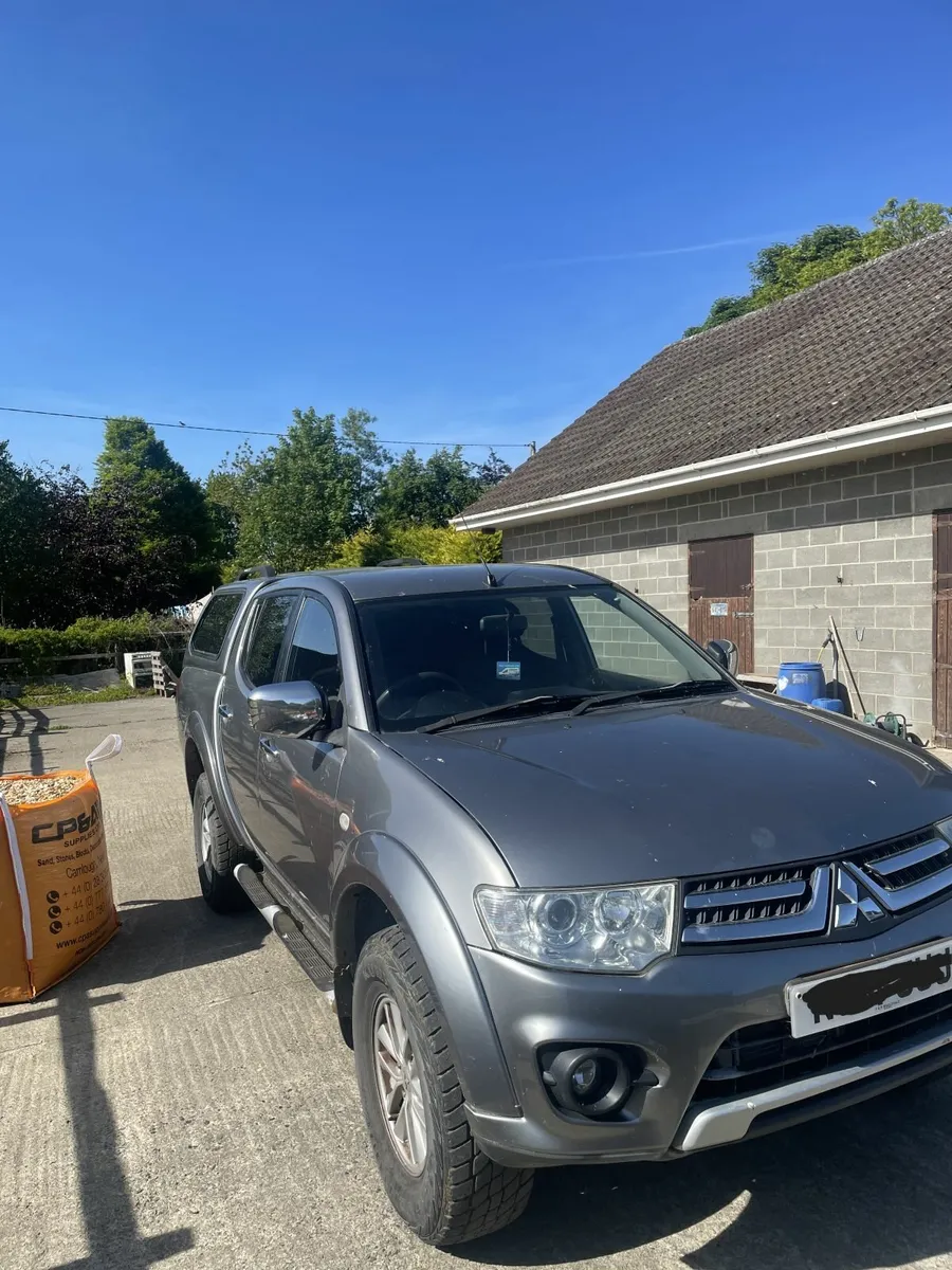Mitsubishi L200 2014 - Image 1