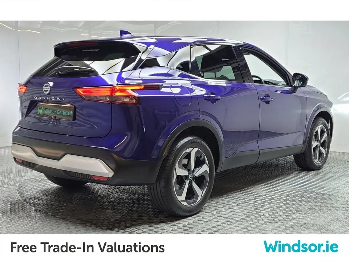 Nissan QASHQAI 1.3 PET Mild Hybrid SV Premium  sc - Image 3