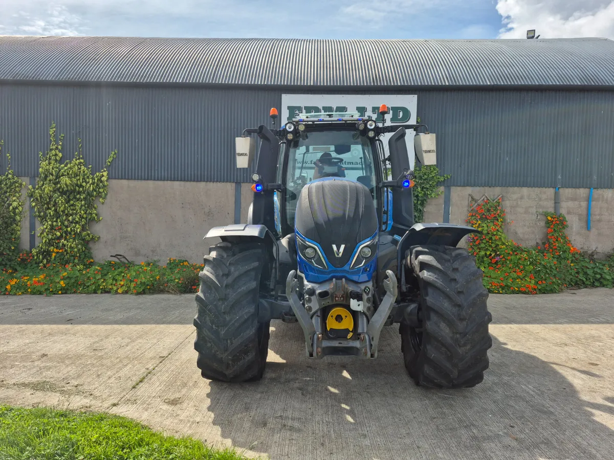 Valtra T174  "UNLIMITED " - Image 2