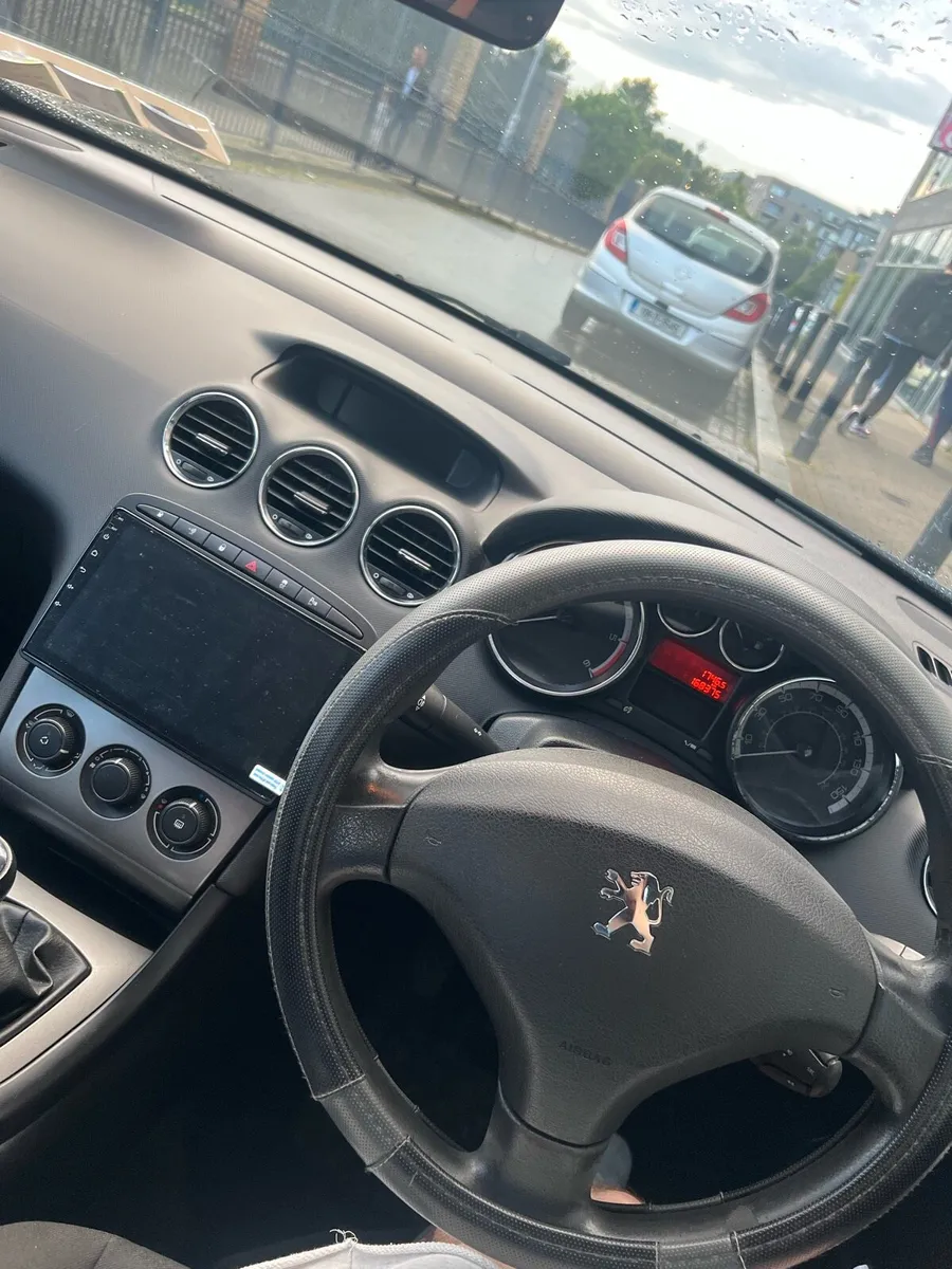 PEUGEOT 308 1.6 HDI - Image 3