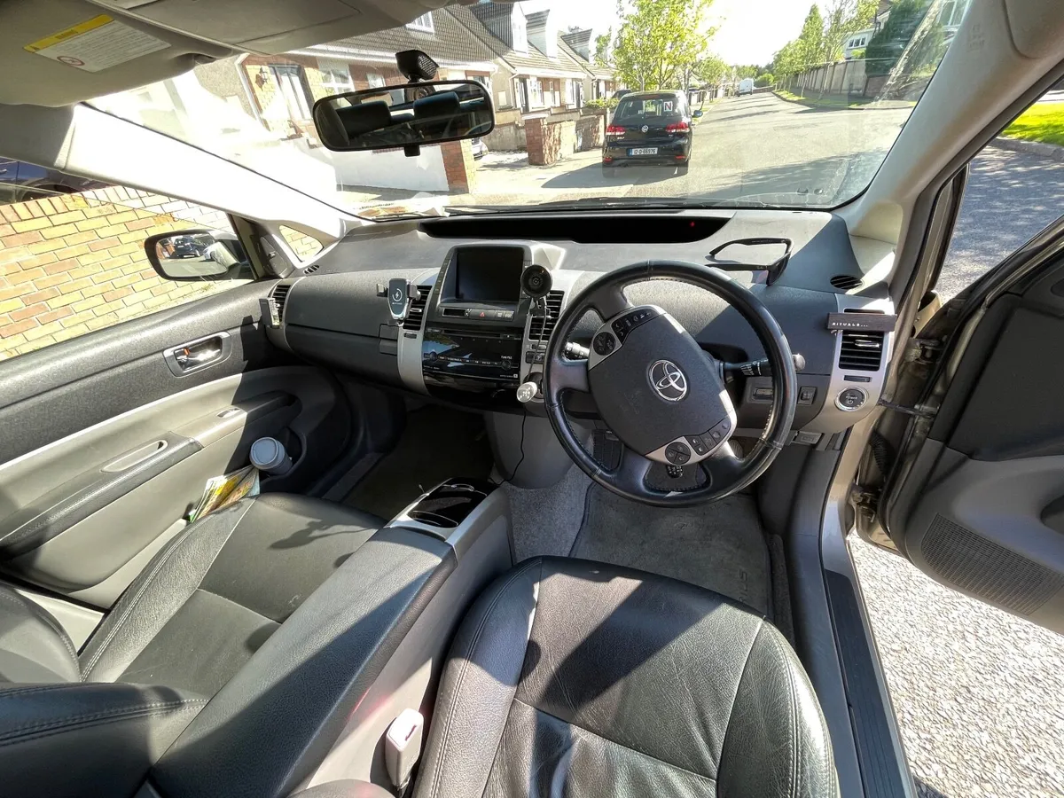 Toyota Prius 2006 TOP SPEC - Image 2