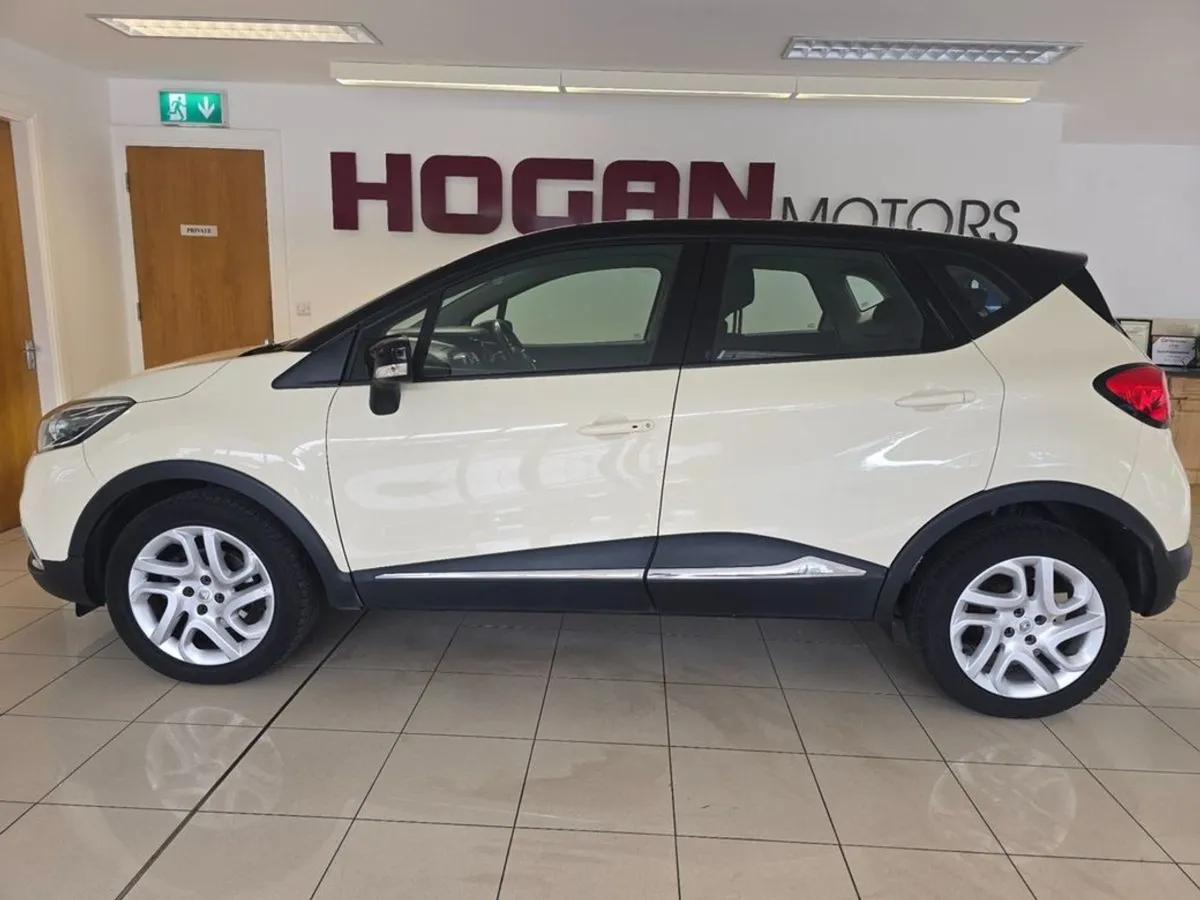 Renault Captur Intense Diesel 5Dr H/B Great Spec - Image 4