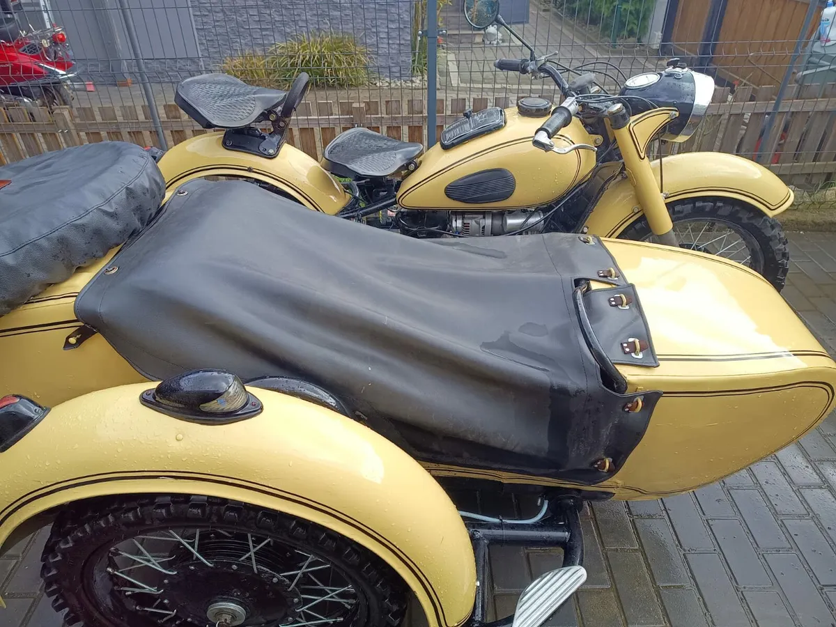 Vintage Zundapp  KV Motorbike with sidecar - Image 3