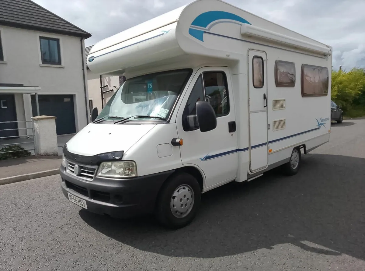 2006 Motorhome, 4 berth, New Mot - Image 1