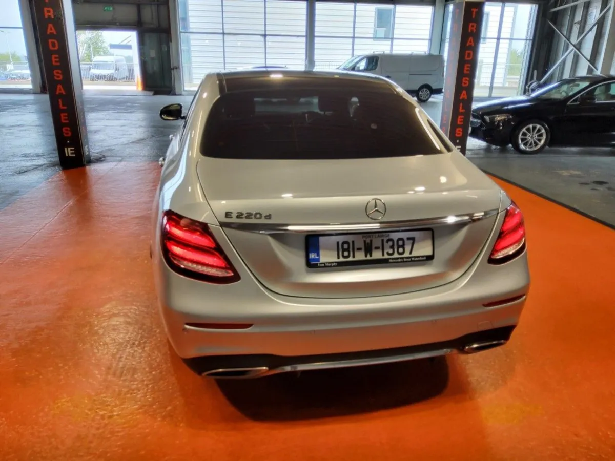Mercedes-Benz E-Class E 220 D AMG Line A/T - Image 2