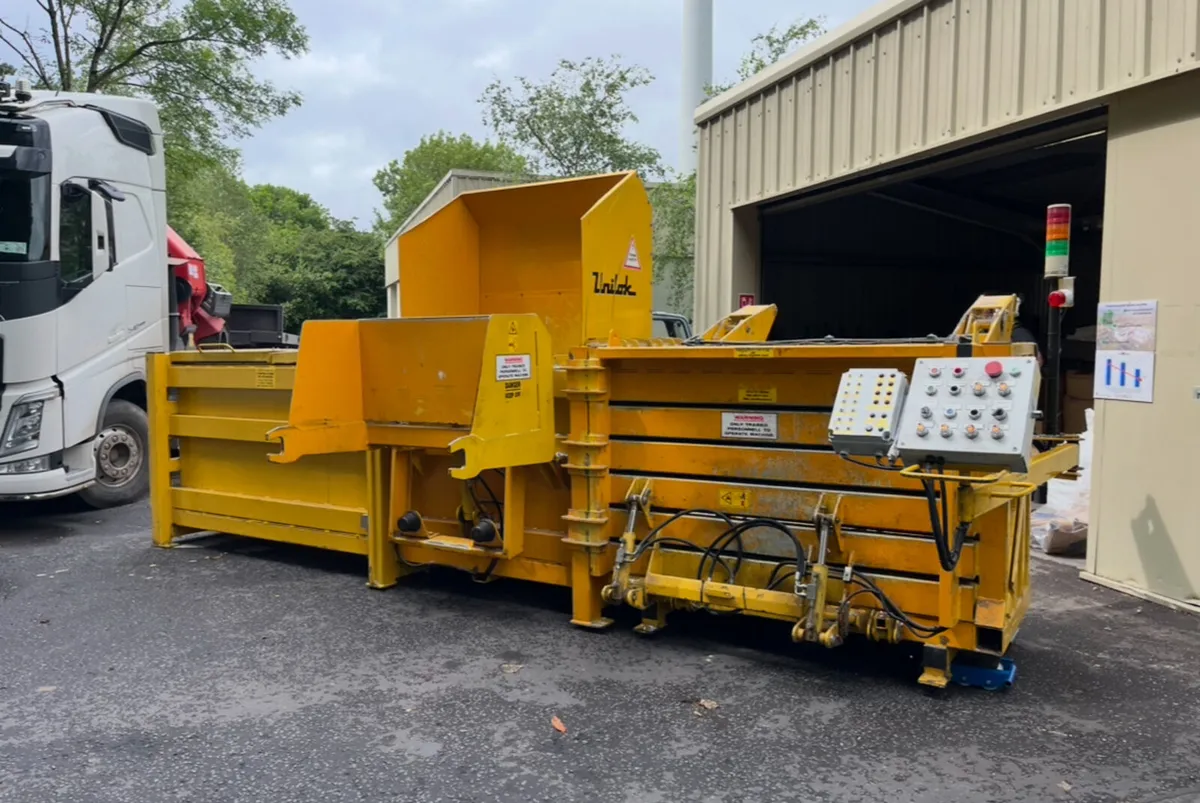 Horizontal cardboard plastic baler compactor - Image 2