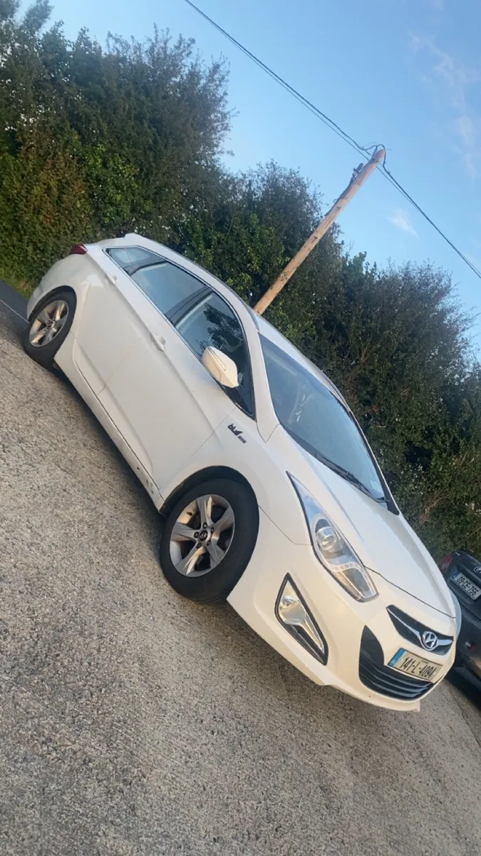 Hyundai i40 2014 - Image 1