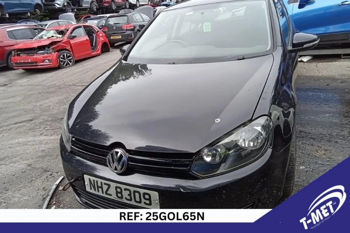 2010 VOLKSWAGEN GOLF BREAKING FOR PARTS - Image 2