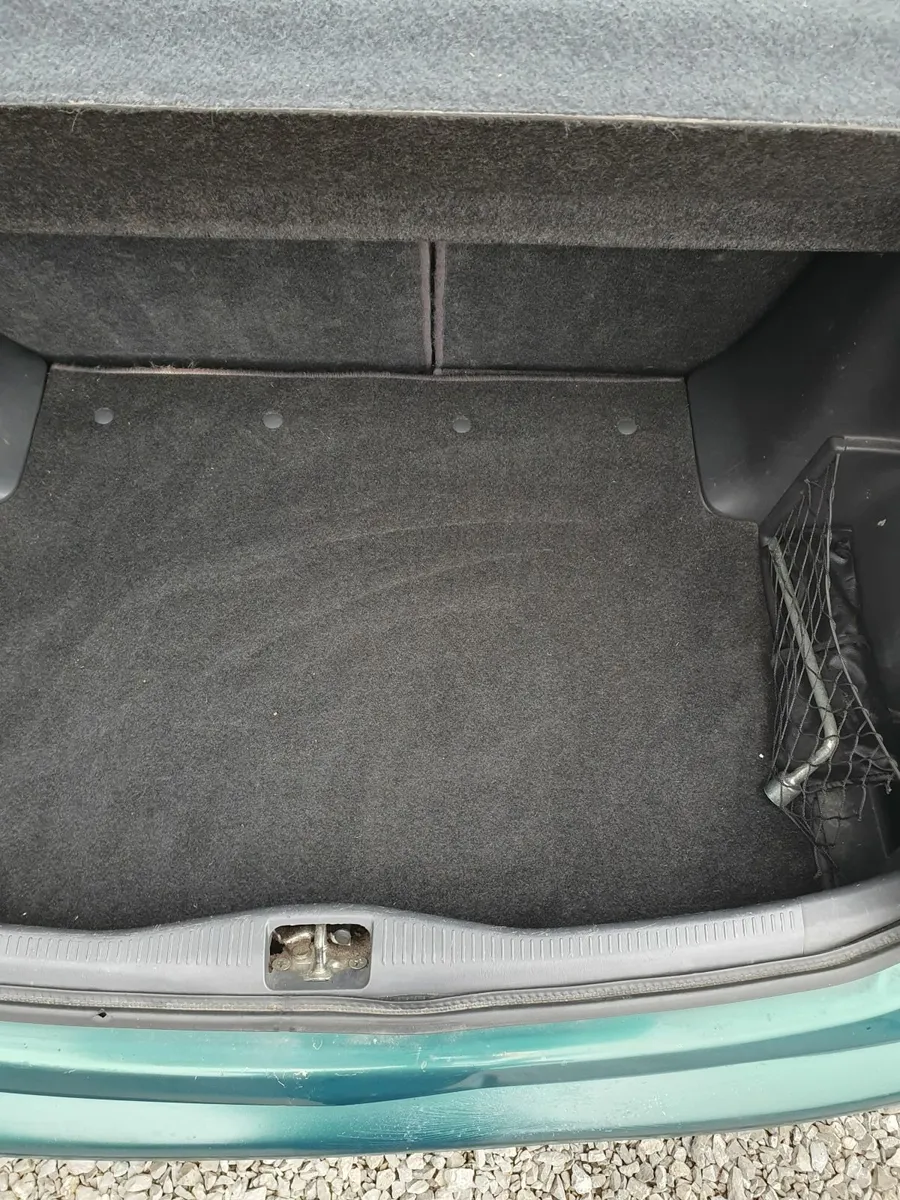 Toyota Corolla 2013 - Image 1
