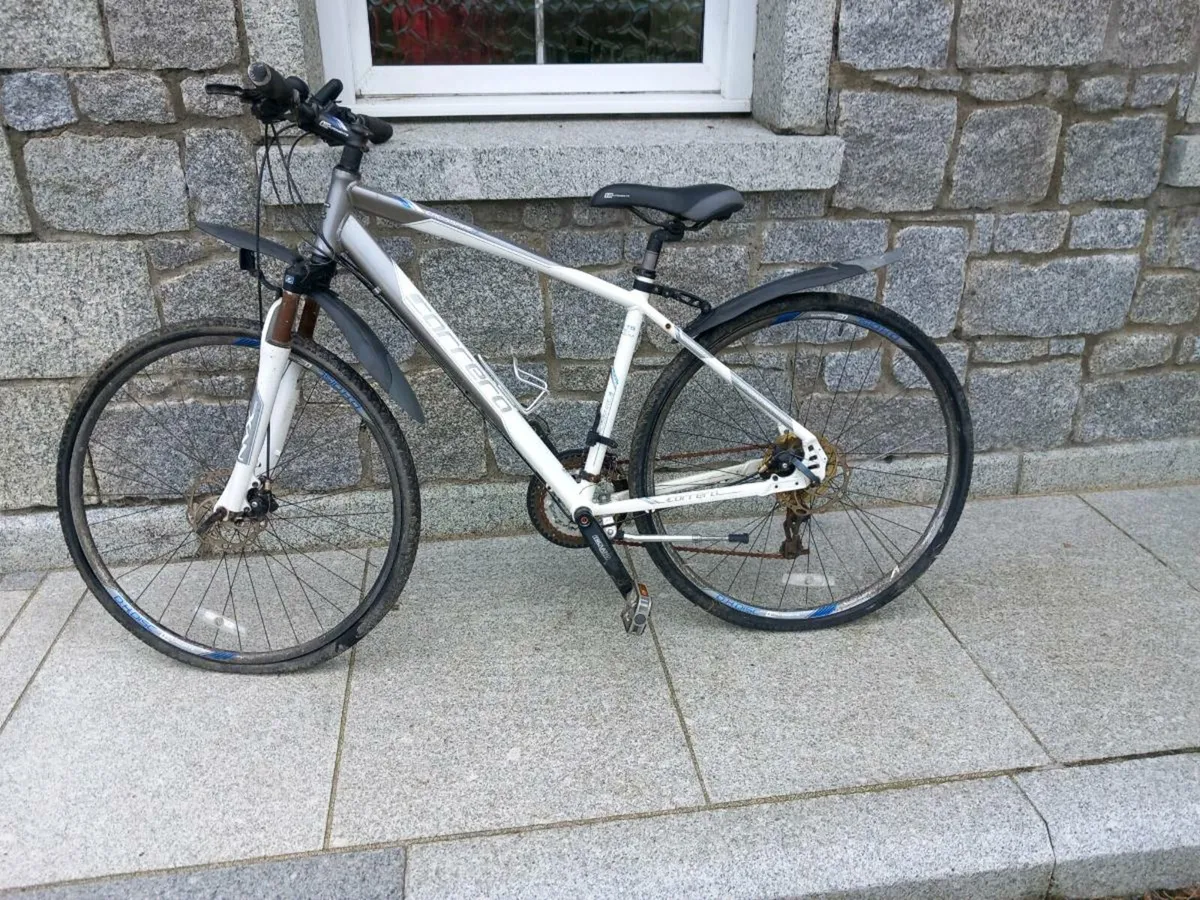 Carrera adult crossfire.3 bicycle - Image 1