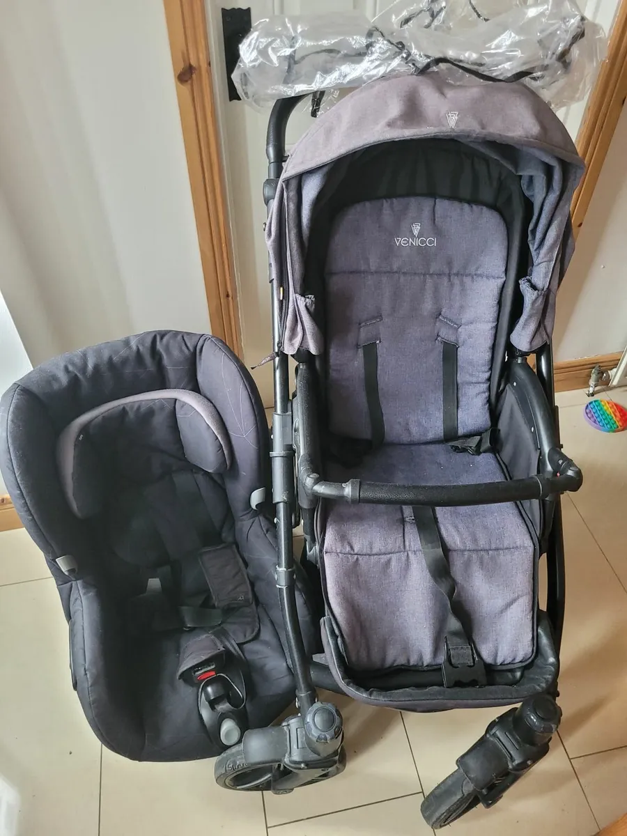 Baby travel bundle - Image 1