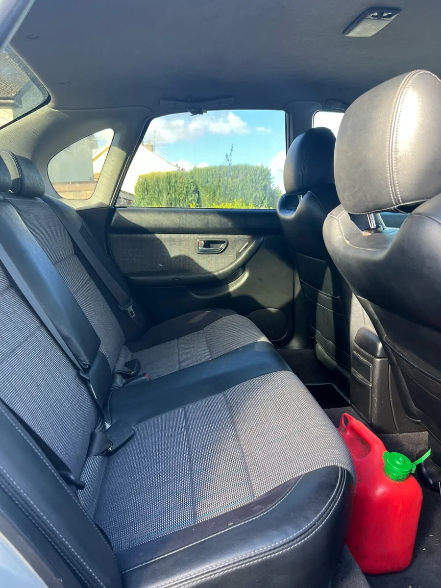 Subaru Legacy B4 Manual - Image 2