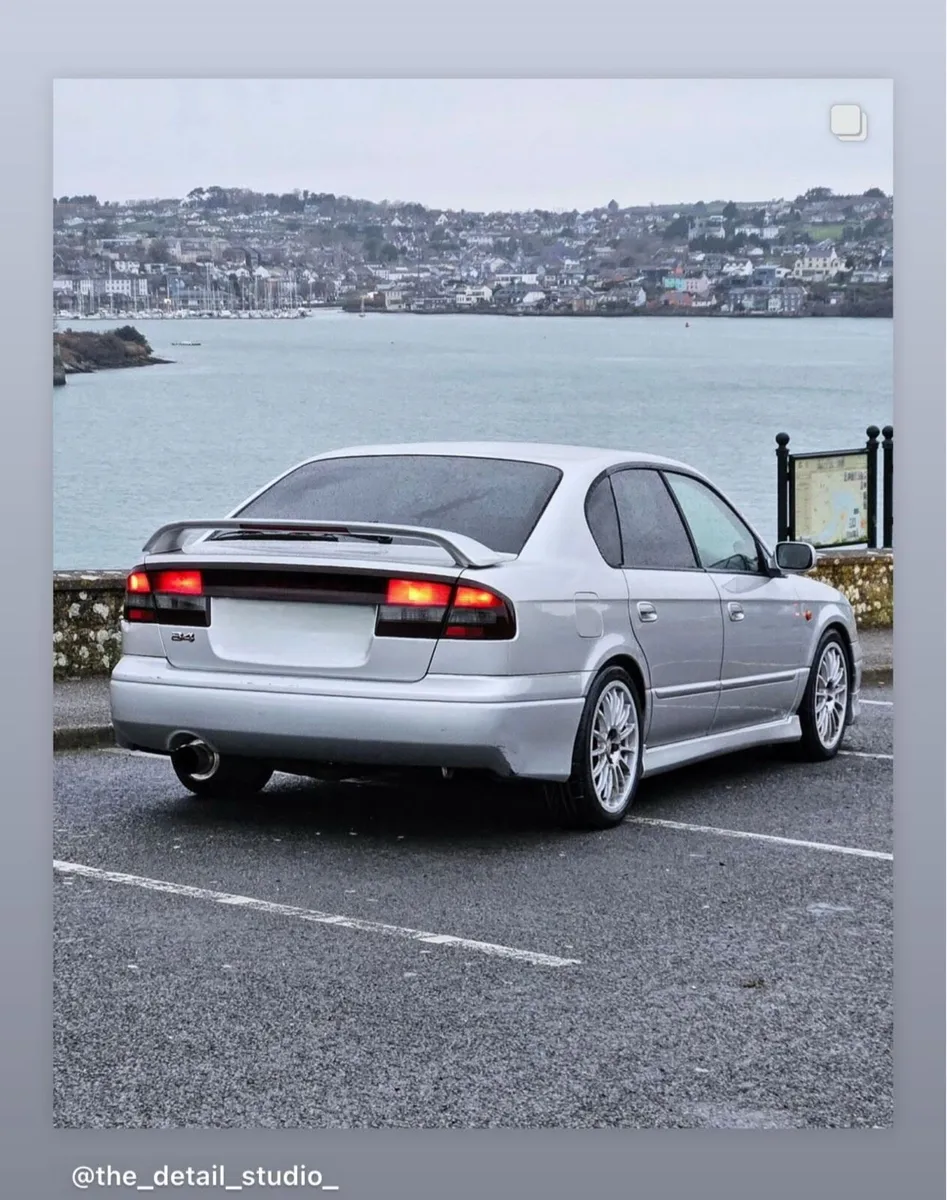 Subaru Legacy B4 Manual - Image 1