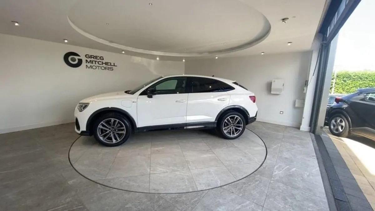 Audi Q3 45 Tfsi e Vorsprung 5dr S Tronic - Image 4