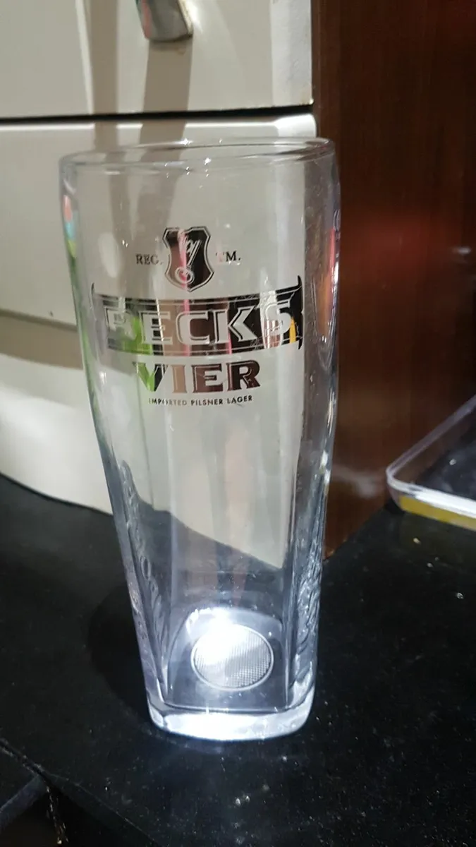 Limited edition glasses 5 euro each - Image 4