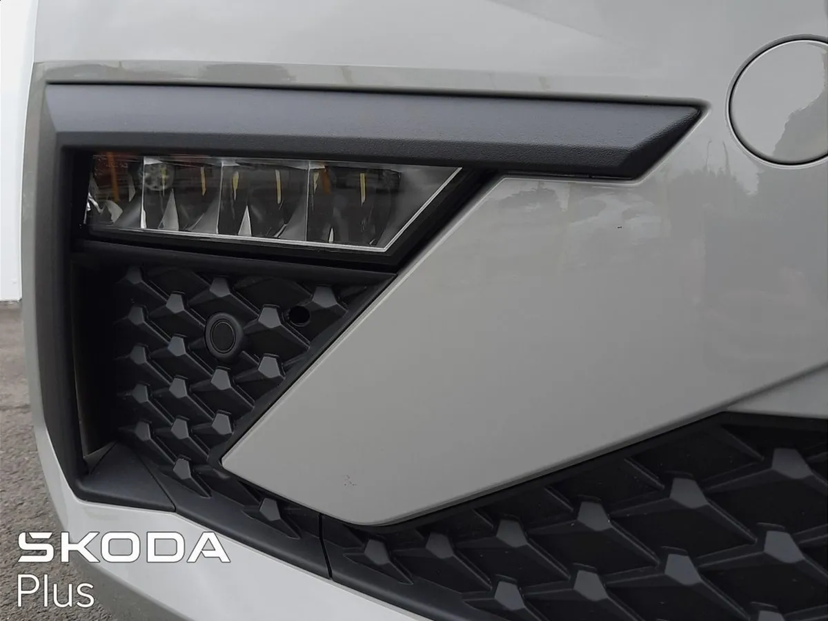 Skoda Scala  sports Pack limited Edition 1.0 TSI - Image 3