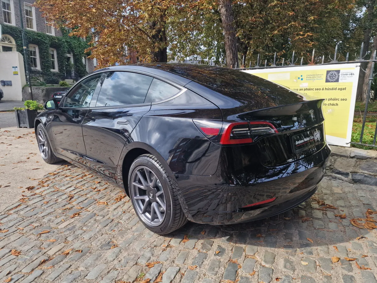 2022 (221) Tesla Model 3 RWD - Image 2