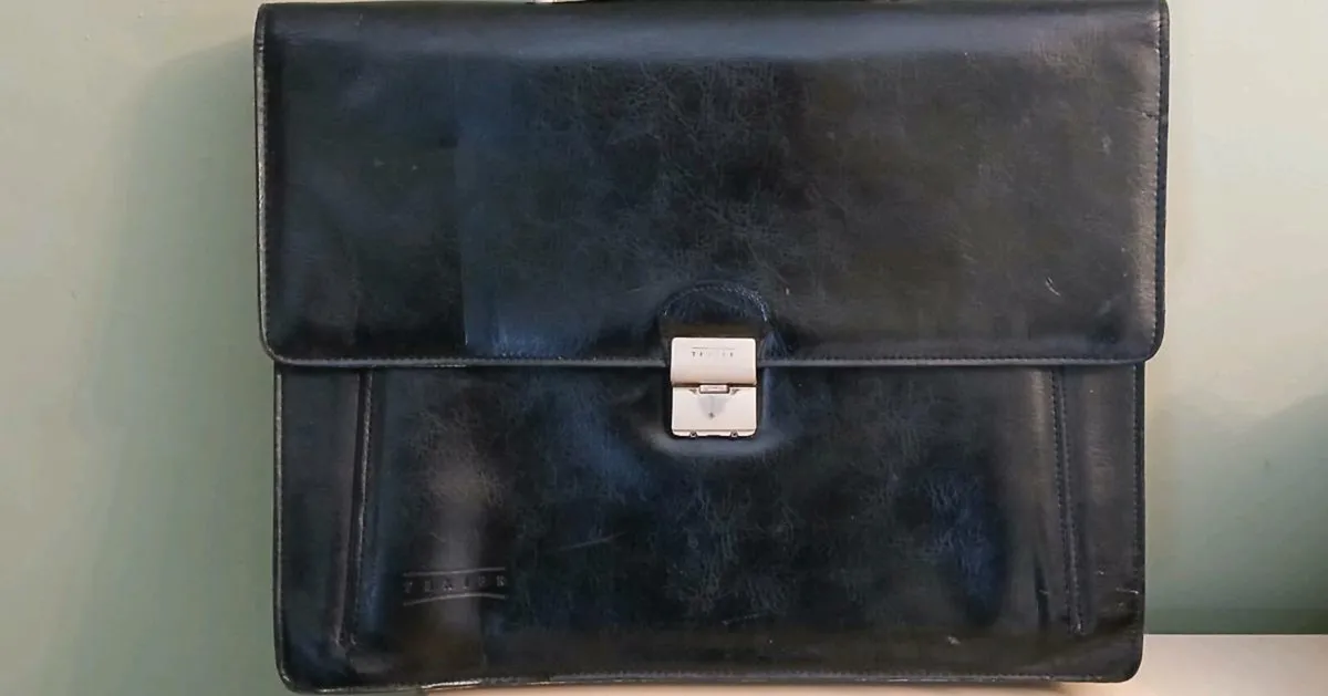 Texier Black Leather Briefcase - Image 1